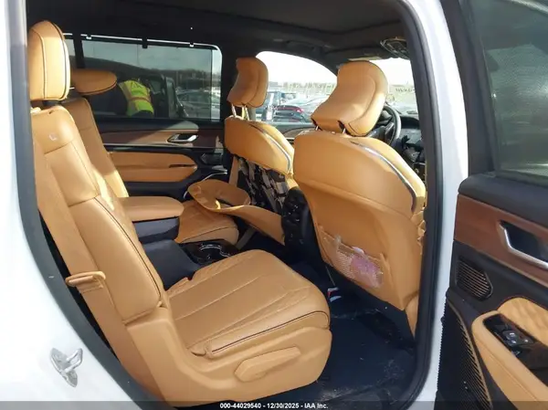 1C4RJJEG3P8714636 2023 JEEP GRAND CHEROKEE - Image 8