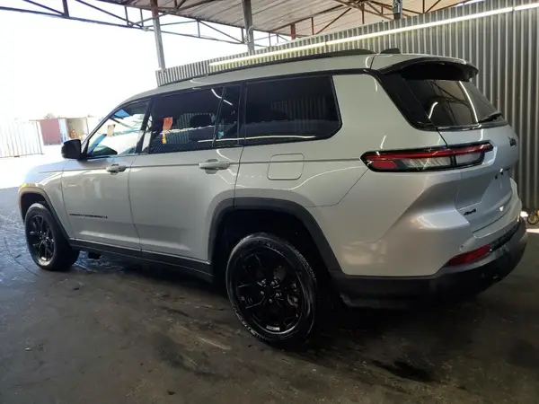1C4RJKAG0R8507782 2024 JEEP GRAND CHEROKEE - Image 2