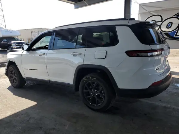 1C4RJKAG0R8560398 2024 JEEP GRAND CHEROKEE - Image 2