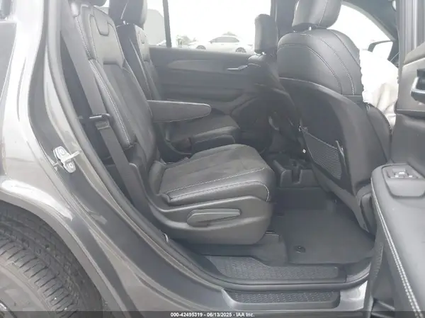1C4RJKAG0S8675122 2025 JEEP GRAND CHEROKEE - Image 8