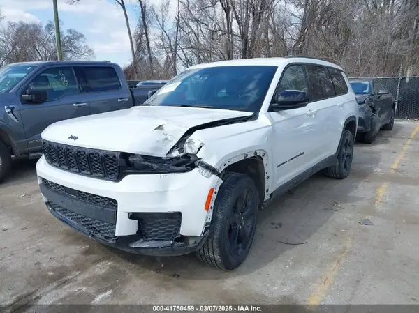 1C4RJKAG1P8815055 2023 JEEP GRAND CHEROKEE - Image 2
