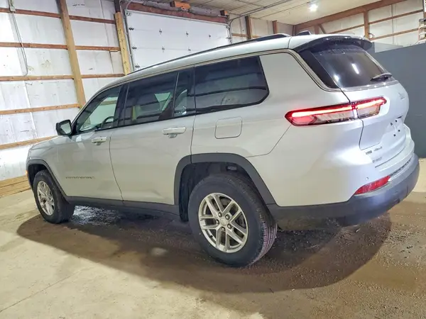 1C4RJKAG2P8730693 2023 JEEP GRAND CHEROKEE - Image 2