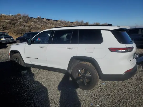 1C4RJKAG2P8828784 2023 JEEP GRAND CHEROKEE - Image 2
