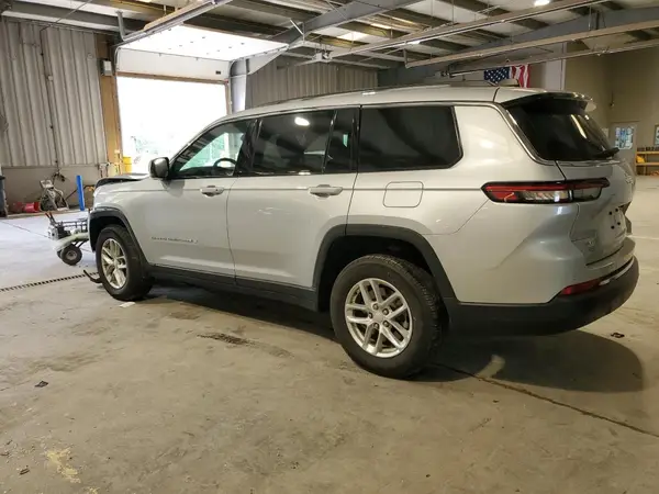 1C4RJKAG2P8852406 2023 JEEP GRAND CHEROKEE - Image 2