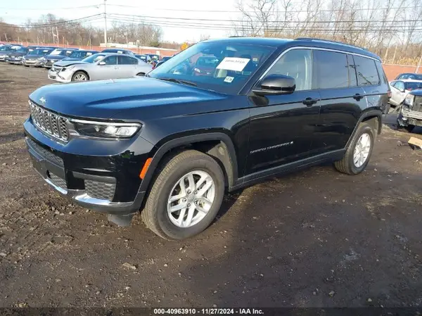 1C4RJKAG2P8861400 2023 JEEP GRAND CHEROKEE - Image 2