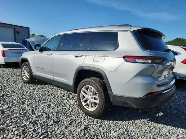 1C4RJKAG2R8917807 2024 JEEP GRAND CHEROKEE - Image 2