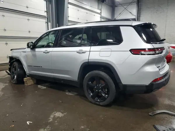 1C4RJKAG2R8935630 2024 JEEP GRAND CHEROKEE - Image 2