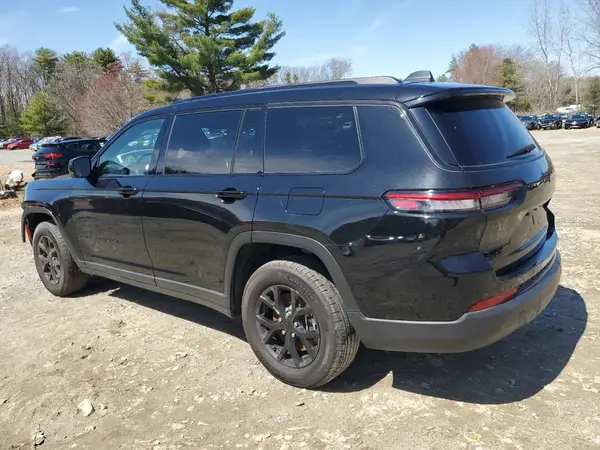 1C4RJKAG3R8517674 2024 JEEP GRAND CHEROKEE - Image 2