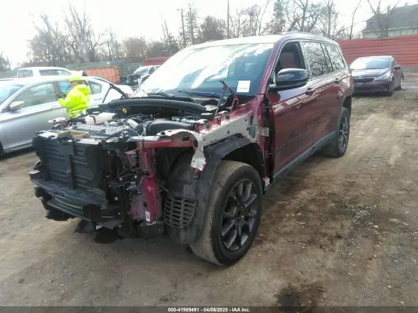 1C4RJKAG3R8585649 2024 JEEP GRAND CHEROKEE - Image 2