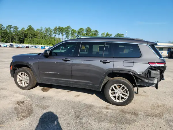 1C4RJKAG3R8607682 2024 JEEP GRAND CHEROKEE - Image 2