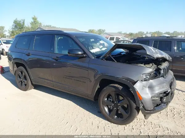 1C4RJKAG4P8101775 2023 JEEP GRAND CHEROKEE - Image 1