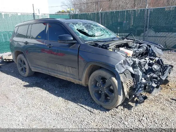 1C4RJKAG4P8769673 2023 JEEP GRAND CHEROKEE - Image 1