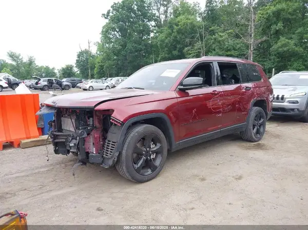 1C4RJKAG4P8879011 2023 JEEP GRAND CHEROKEE - Image 2
