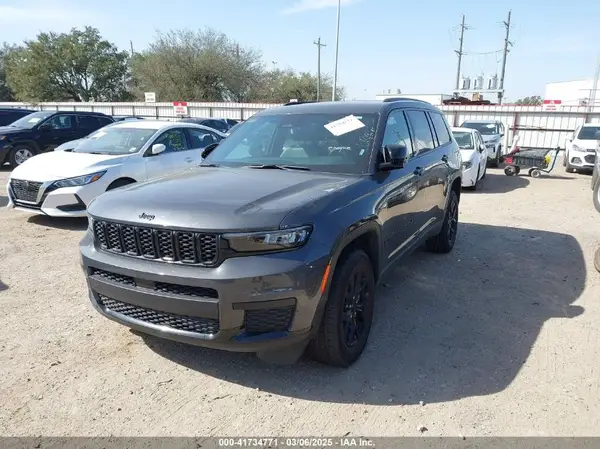 1C4RJKAG4R8507770 2024 JEEP GRAND CHEROKEE - Image 2
