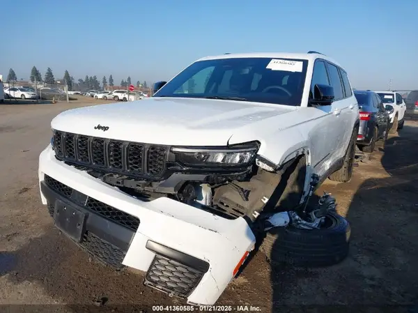 1C4RJKAG4R8575664 2024 JEEP GRAND CHEROKEE - Image 2