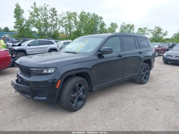 1C4RJKAG4R8581402 2024 JEEP GRAND CHEROKEE - Image 2