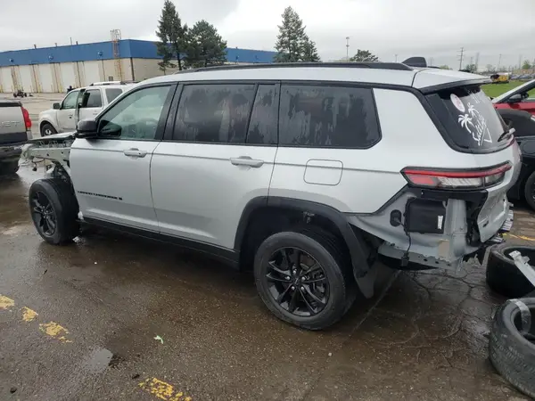 1C4RJKAG4R8917145 2024 JEEP GRAND CHEROKEE - Image 2