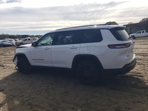 1C4RJKAG4S8659134 2025 JEEP GRAND CHEROKEE - Image 2