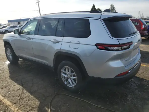 1C4RJKAG5P8802566 2023 JEEP GRAND CHEROKEE - Image 2