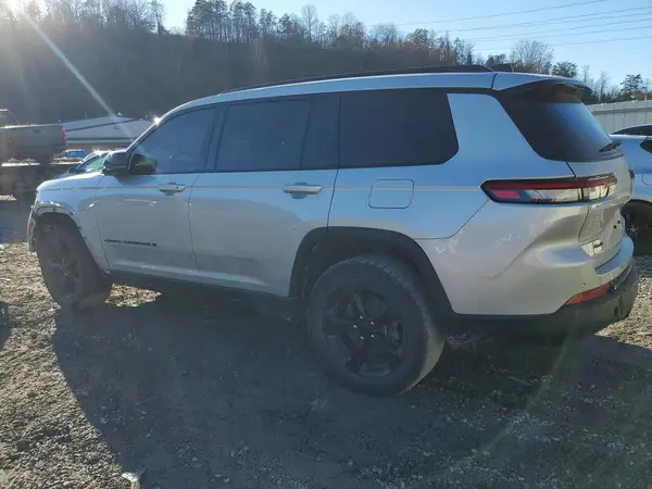 1C4RJKAG5P8813700 2023 JEEP GRAND CHEROKEE - Image 2