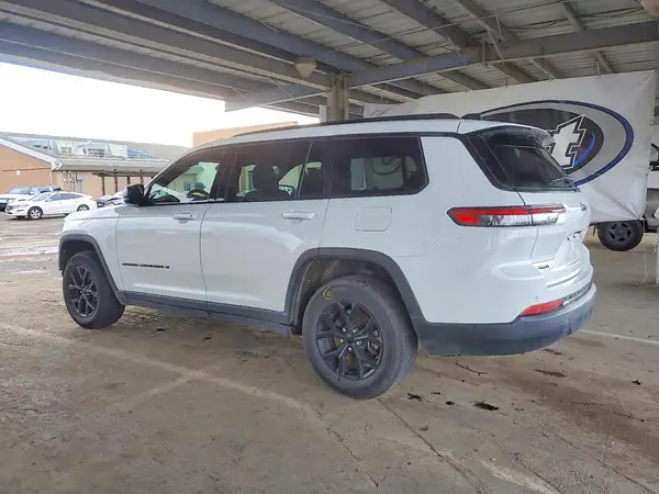 1C4RJKAG5R8517417 2024 JEEP GRAND CHEROKEE - Image 2