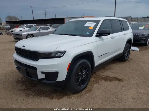 1C4RJKAG5R8534993 2024 JEEP GRAND CHEROKEE - Image 2