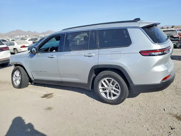 1C4RJKAG5S8665184 2025 JEEP GRAND CHEROKEE - Image 2