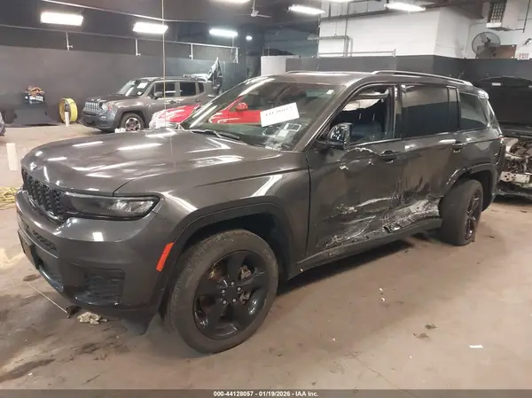 1C4RJKAG6N8527643 2022 JEEP GRAND CHEROKEE - Image 2