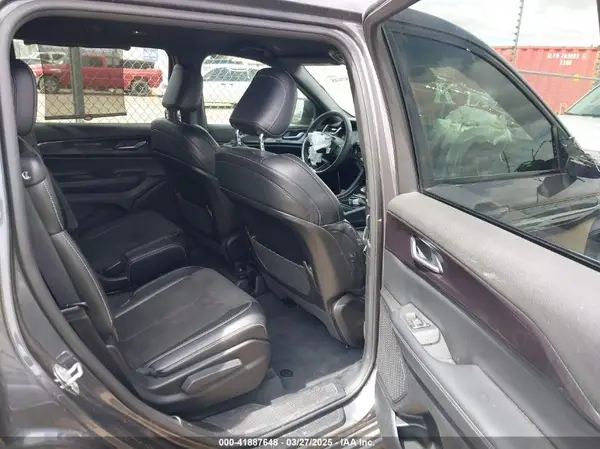 1C4RJKAG6P8701083 2023 JEEP GRAND CHEROKEE - Image 8