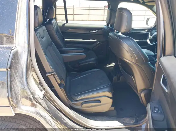 1C4RJKAG6P8829453 2023 JEEP GRAND CHEROKEE - Image 8