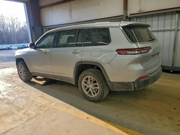 1C4RJKAG6P8829534 2023 JEEP GRAND CHEROKEE - Image 2