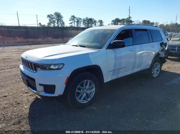 1C4RJKAG6R8917292 2024 JEEP GRAND CHEROKEE - Image 2