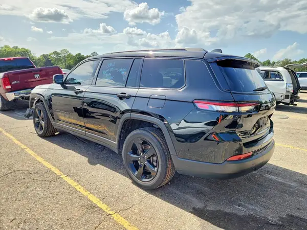 1C4RJKAG7P8728230 2023 JEEP GRAND CHEROKEE - Image 2