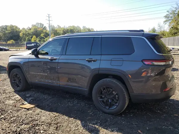 1C4RJKAG7P8728759 2023 JEEP GRAND CHEROKEE - Image 2