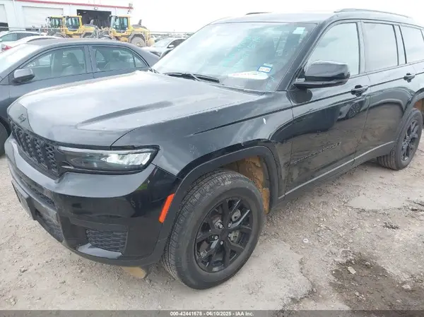 1C4RJKAG7R8517323 2024 JEEP GRAND CHEROKEE - Image 2