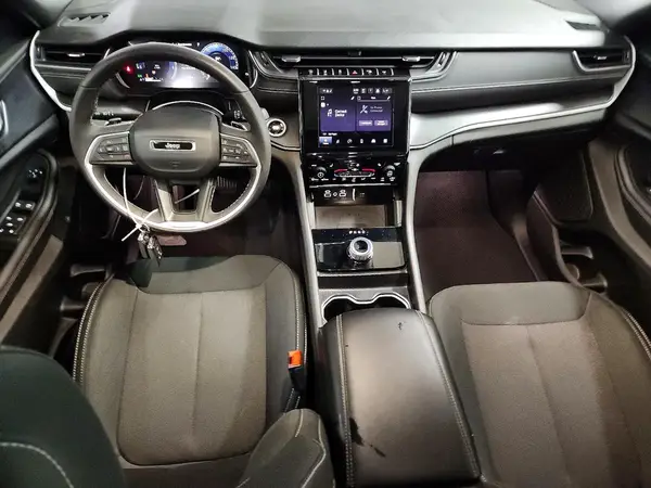 1C4RJKAG7R8620127 2024 JEEP GRAND CHEROKEE - Image 8