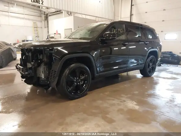 1C4RJKAG7R8946476 2024 JEEP GRAND CHEROKEE - Image 2