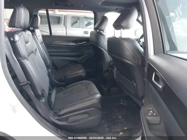 1C4RJKAG8P8799436 2023 JEEP GRAND CHEROKEE - Image 8