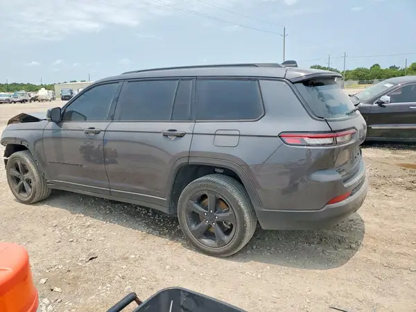 1C4RJKAG8R8589986 2024 JEEP GRAND CHEROKEE - Image 2