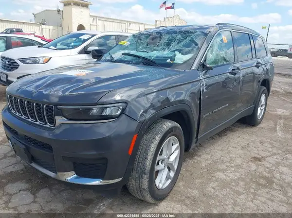 1C4RJKAG9P8829169 2023 JEEP GRAND CHEROKEE - Image 2
