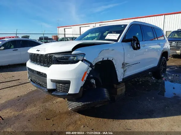 1C4RJKAG9R8524015 2024 JEEP GRAND CHEROKEE - Image 2