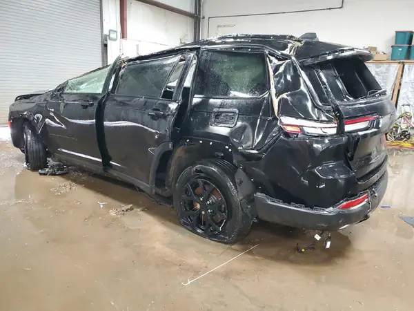 1C4RJKAG9R8535662 2024 JEEP GRAND CHEROKEE - Image 2