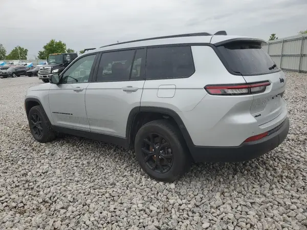 1C4RJKAG9R8553627 2024 JEEP GRAND CHEROKEE - Image 2