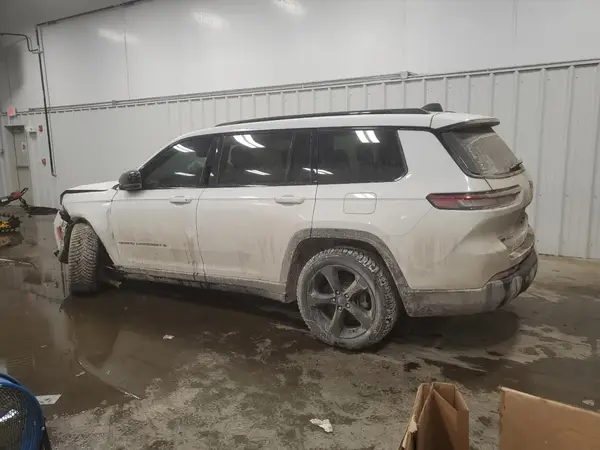 1C4RJKAGXP8101764 2023 JEEP GRAND CHEROKEE - Image 2
