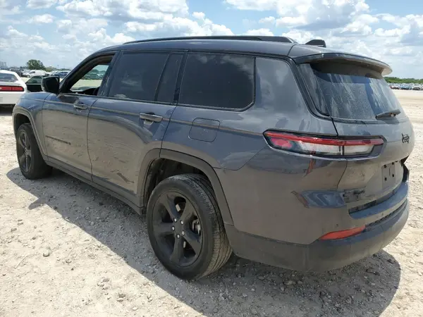 1C4RJKAGXP8104213 2023 JEEP GRAND CHEROKEE - Image 2