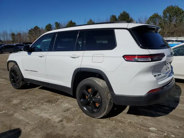 1C4RJKAGXP8768334 2023 JEEP GRAND CHEROKEE - Image 2