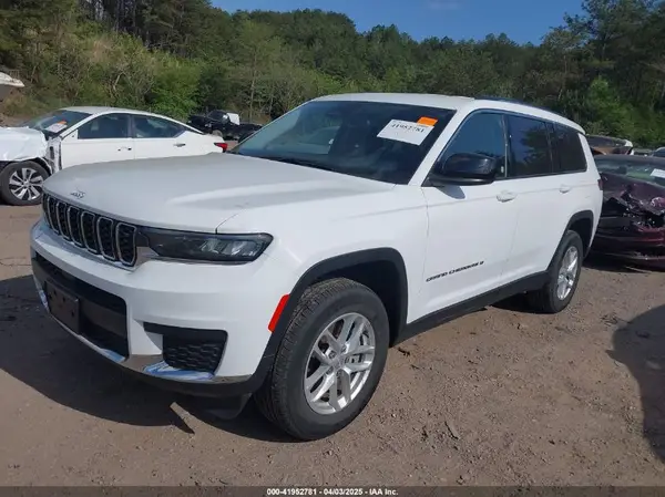 1C4RJKAGXP8886125 2023 JEEP GRAND CHEROKEE - Image 2
