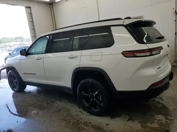 1C4RJKAGXP8887176 2023 JEEP GRAND CHEROKEE - Image 2