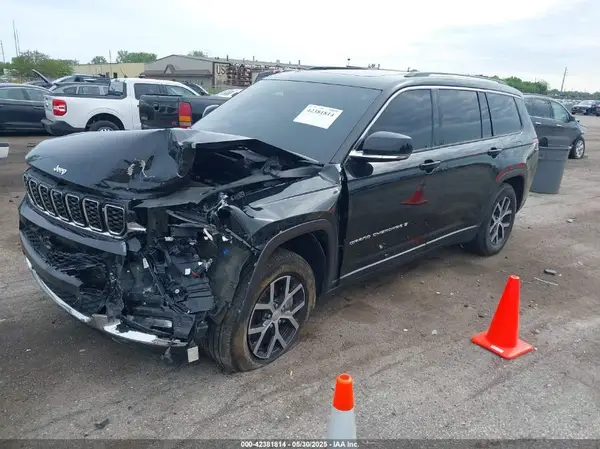 1C4RJKBG0P8885547 2023 JEEP GRAND CHEROKEE - Image 2