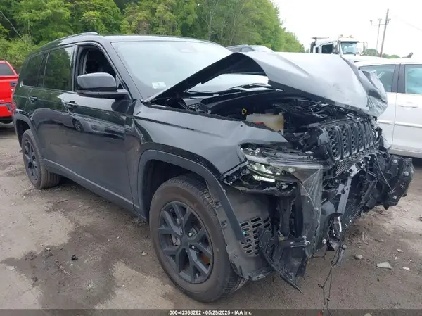 1C4RJKBG1N8562136 2022 JEEP GRAND CHEROKEE - Image 1
